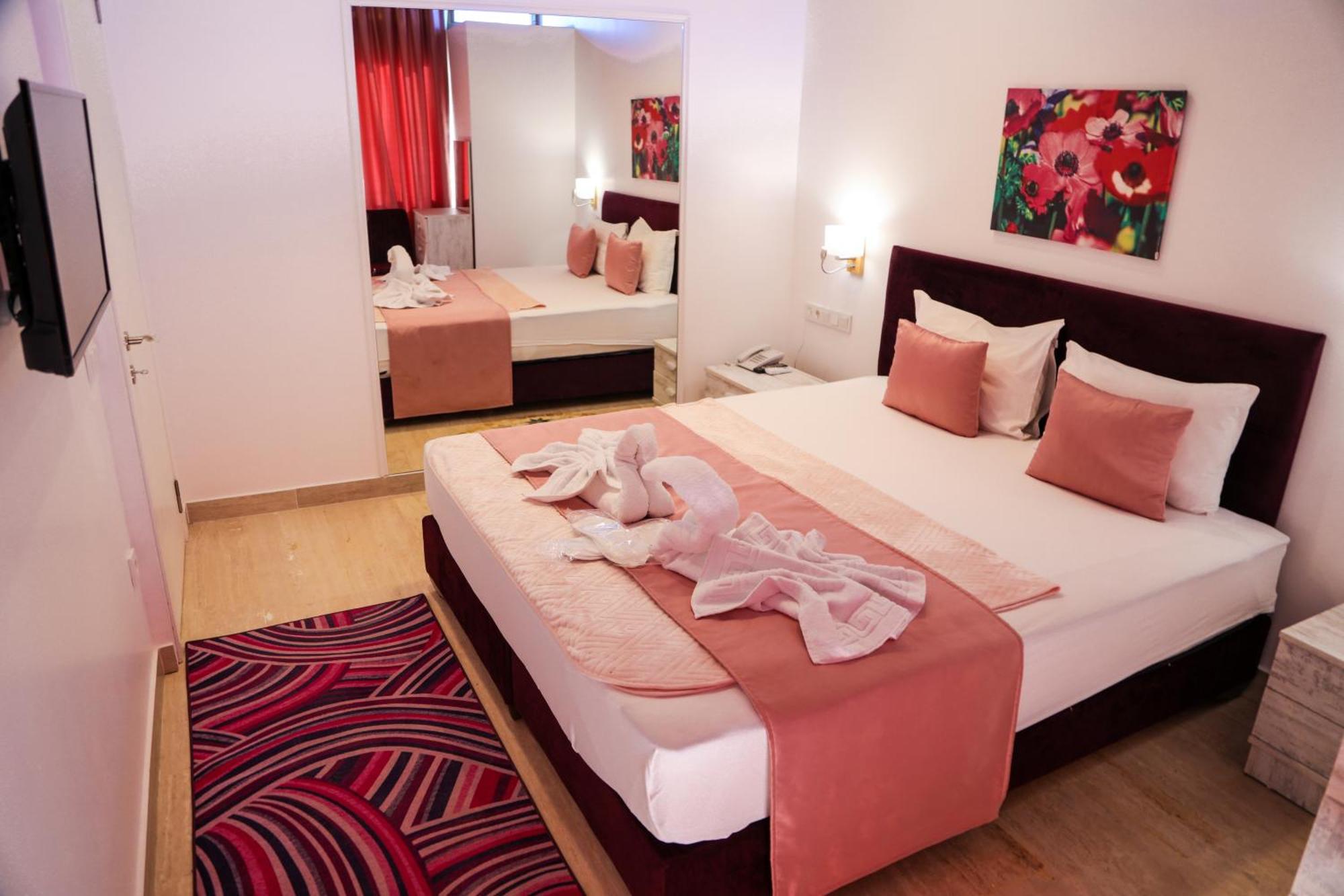 בודרום Bella Garden Hotel מראה חיצוני תמונה