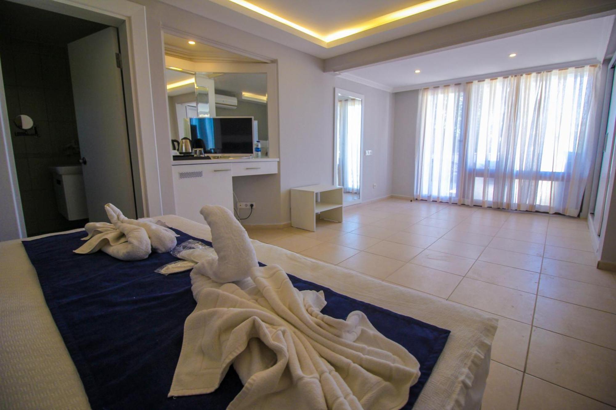 בודרום Bella Garden Hotel מראה חיצוני תמונה