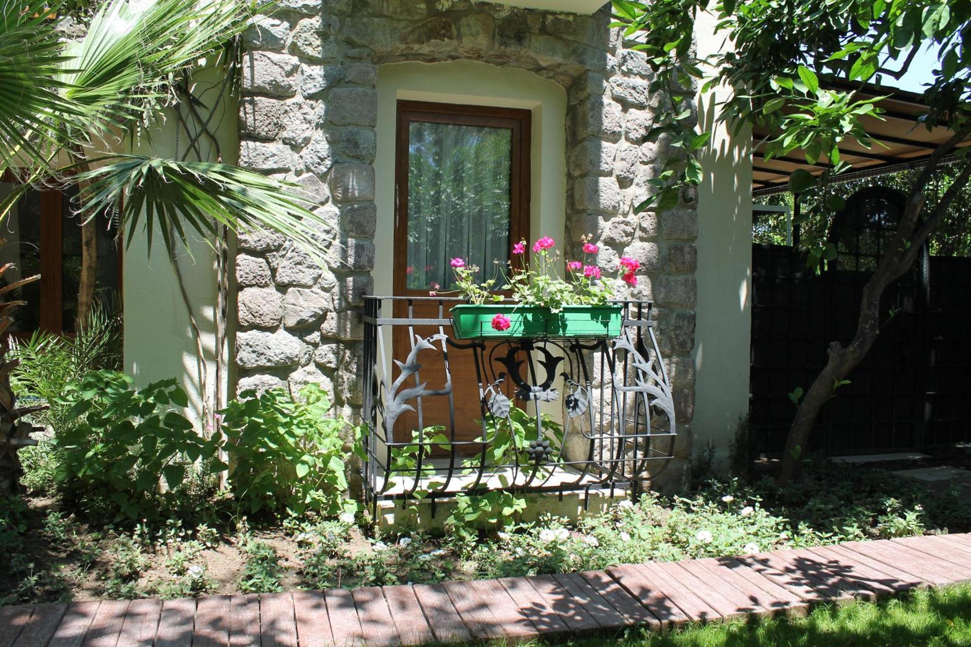 בודרום Bella Garden Hotel מראה חיצוני תמונה