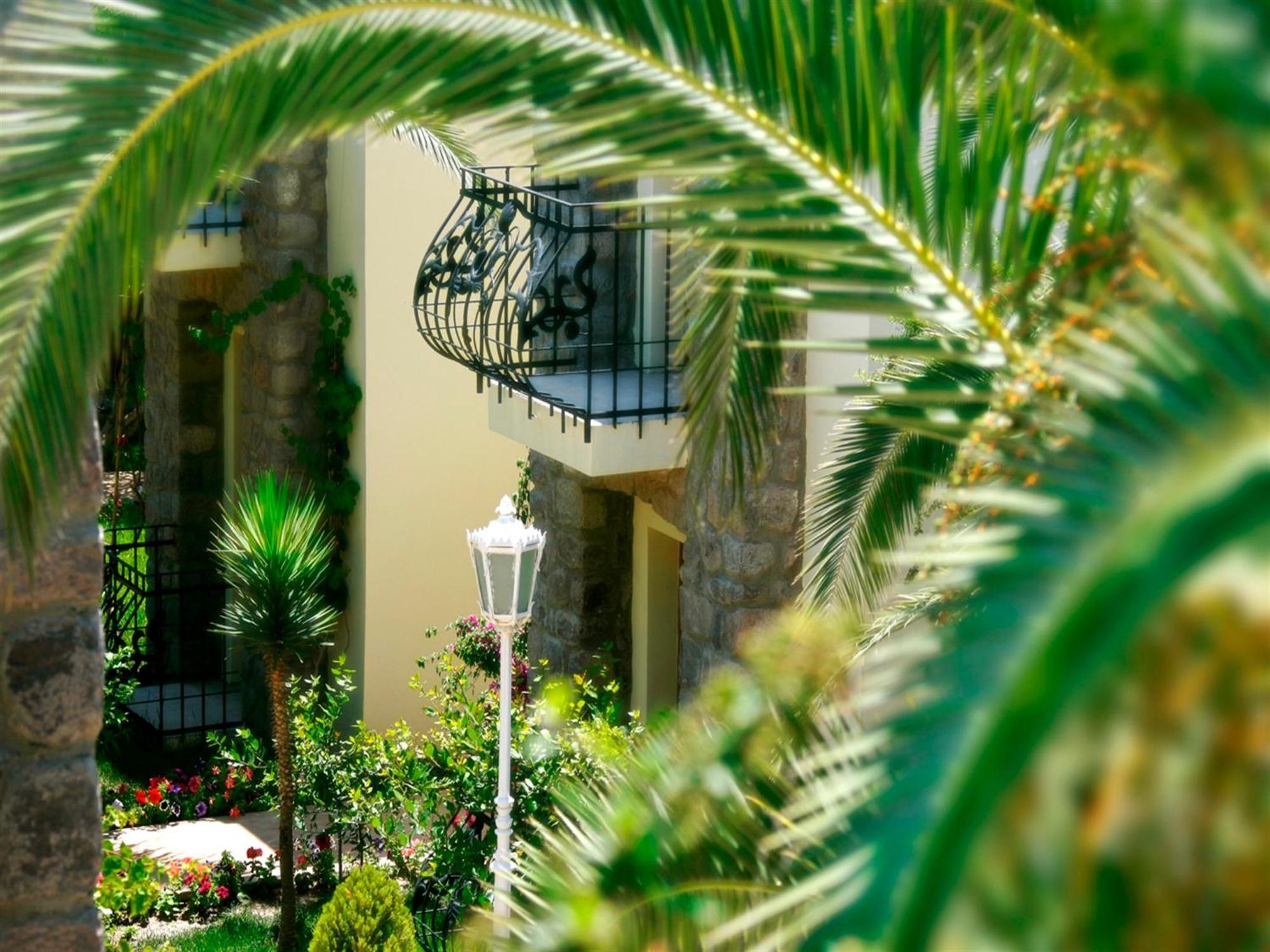בודרום Bella Garden Hotel מראה חיצוני תמונה