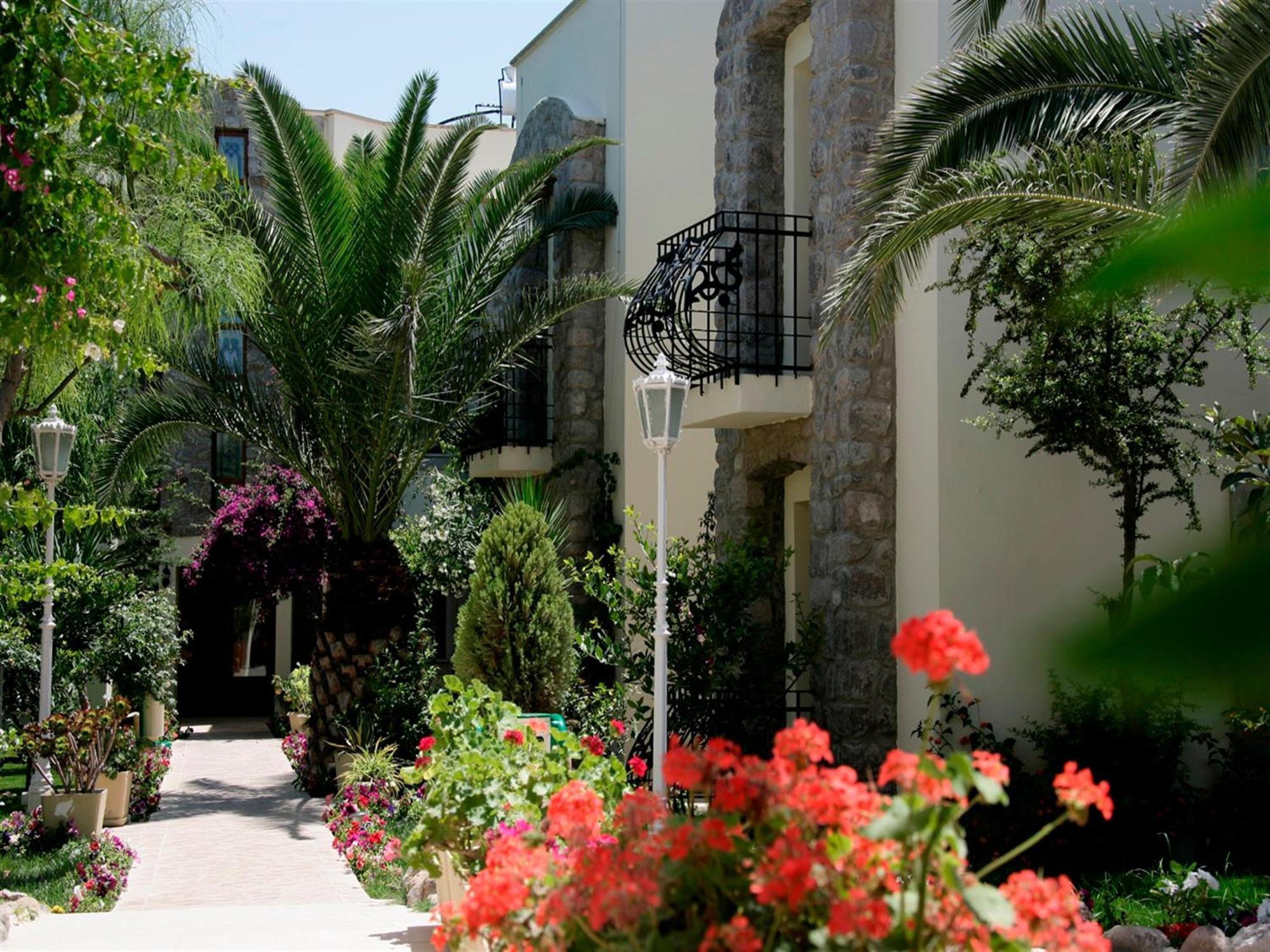 בודרום Bella Garden Hotel מראה חיצוני תמונה